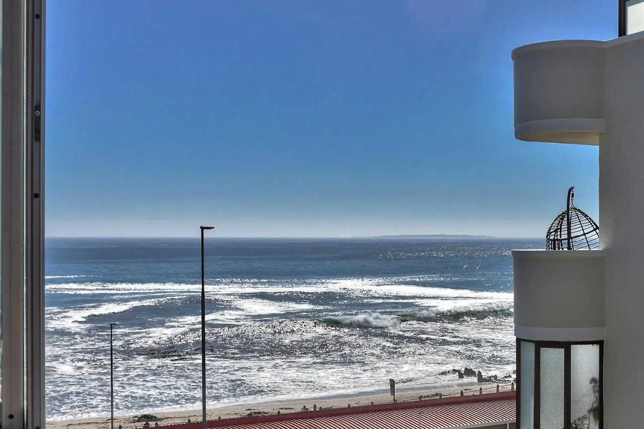 33 Blue Waters Studio Apartment. Cape Town