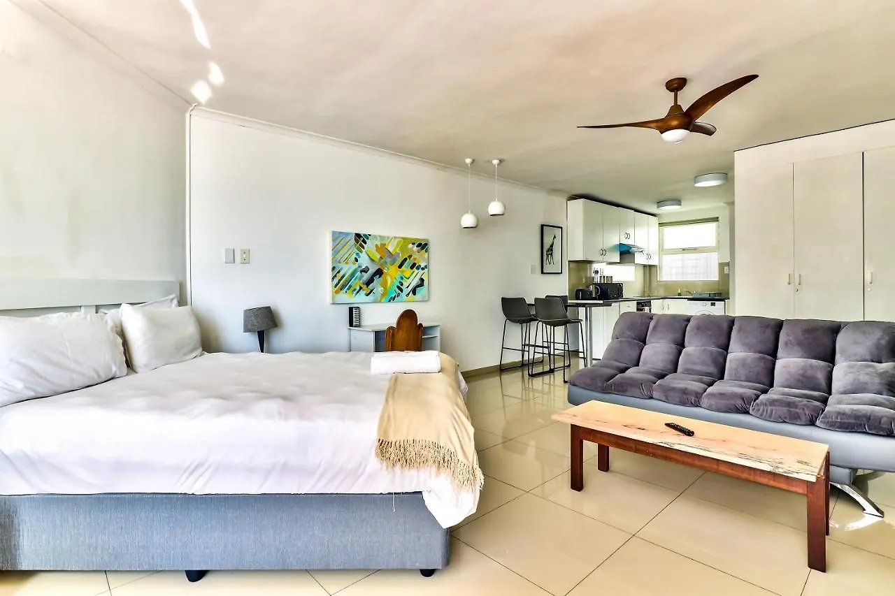 33 Blue Waters Studio Apartment. Cape Town 0*,  Güney Afrika